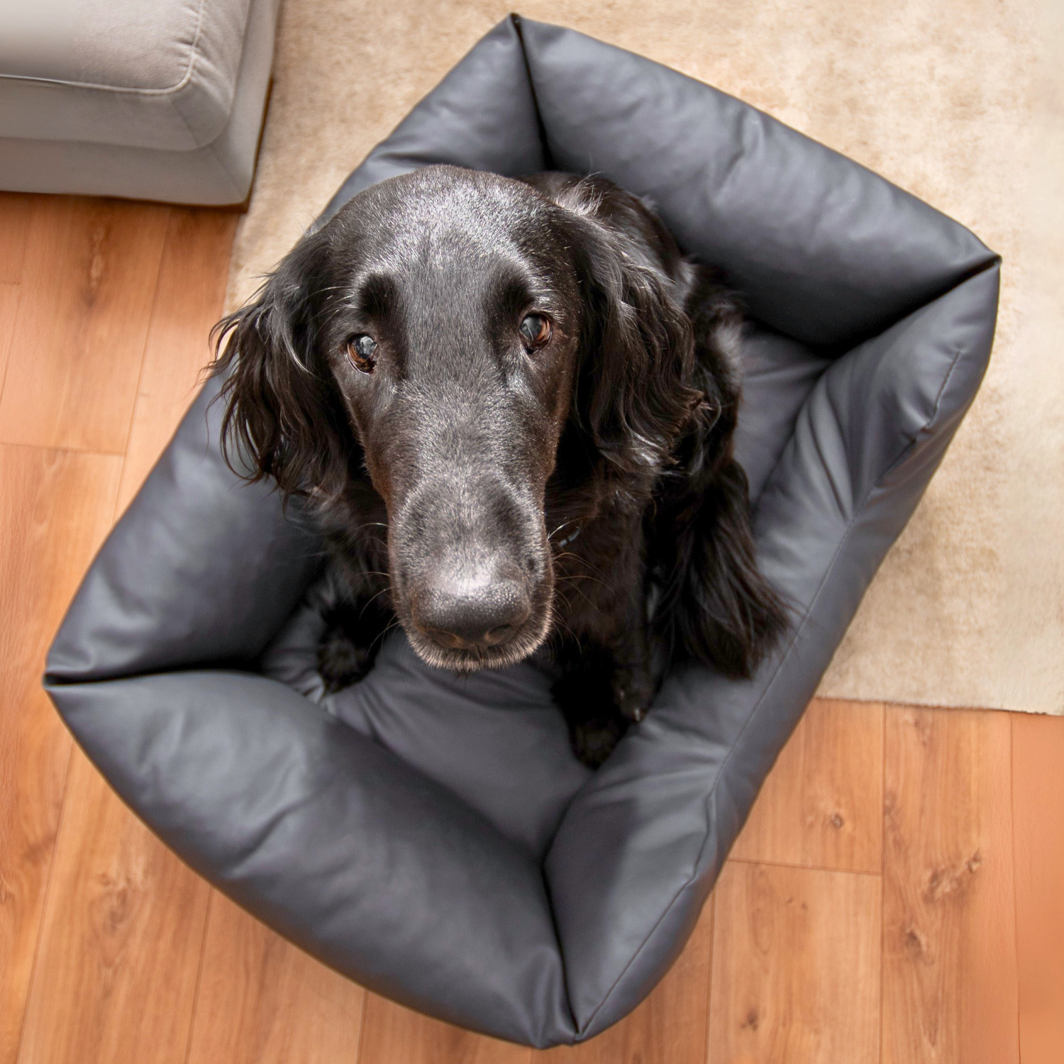 Legowisko dla psa z eko skóry MARIO