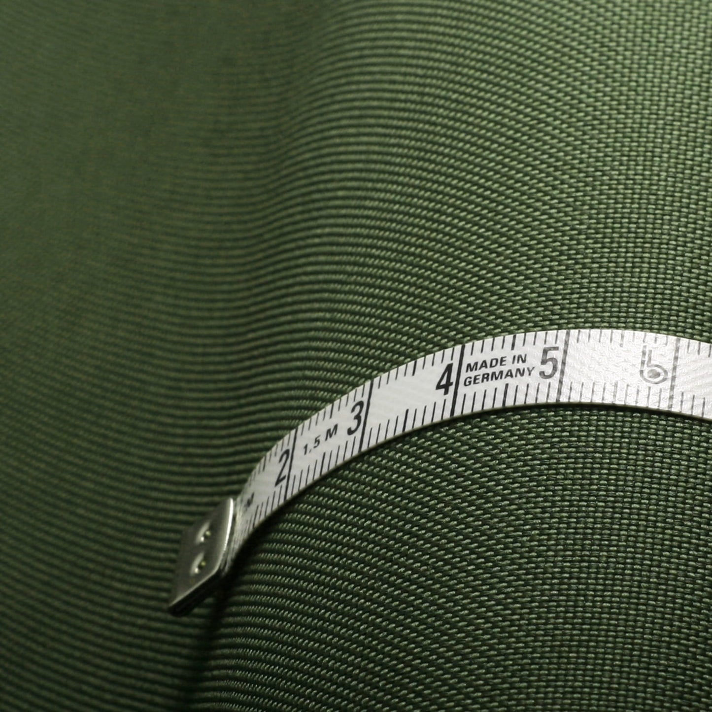 OUTLET praktyczna poduszka z kodury Kleo, rozmiar 50x40 cm, kolor: ciemna zieleń