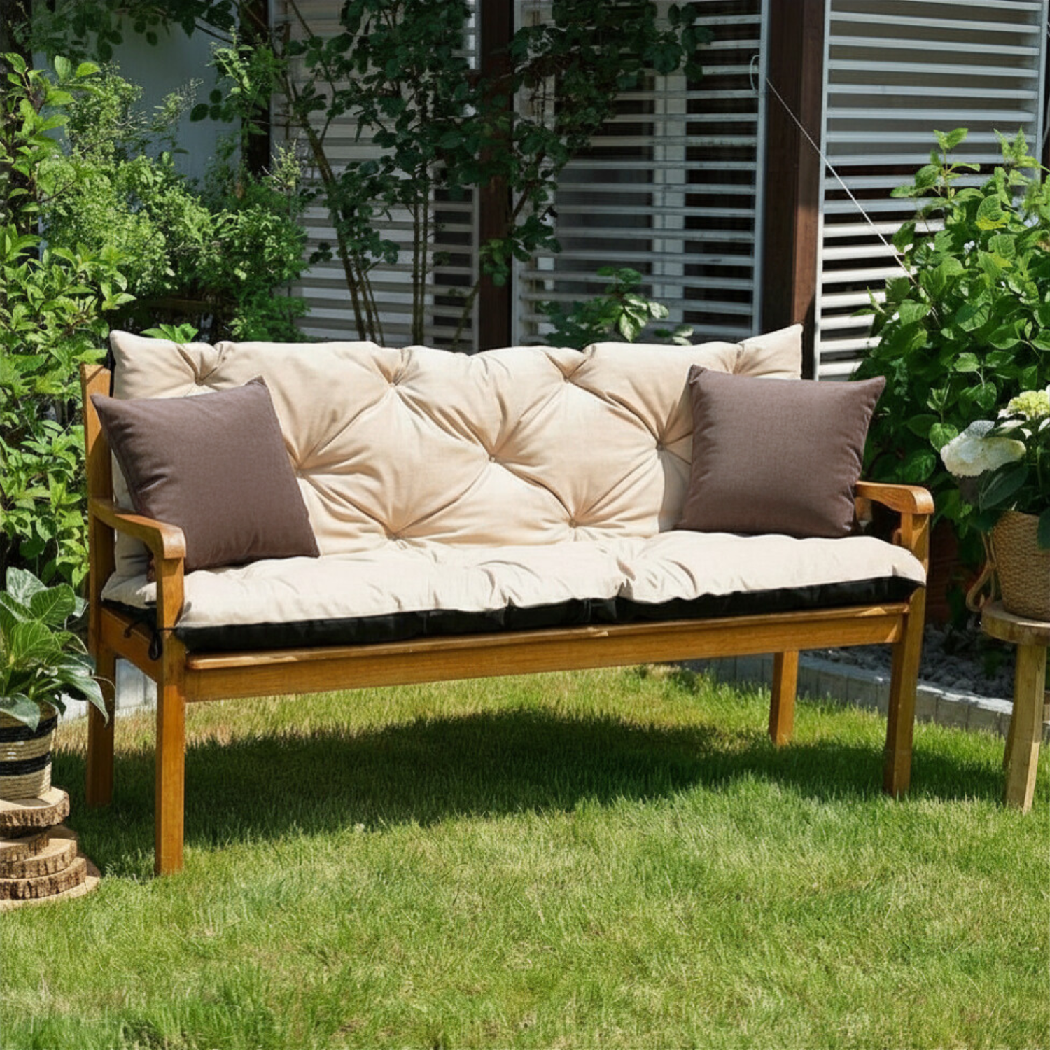 Poduszki dekoracyjne do ogrodu i domu