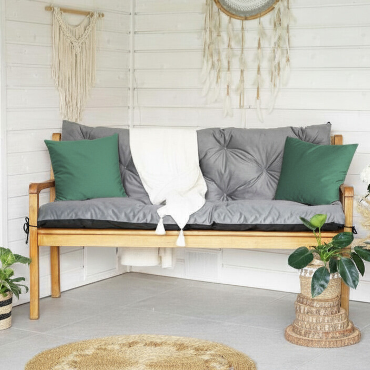 Poduszki dekoracyjne do ogrodu i domu