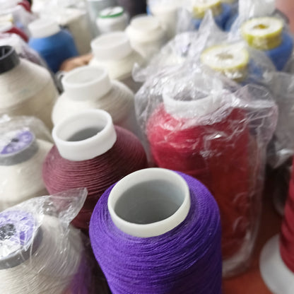 Wyprzedaż Nici do szycia 54 sztuk różne kolory 6,5kg