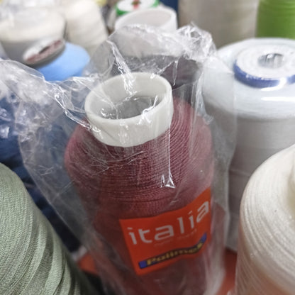 Wyprzedaż Nici do szycia 54 sztuk różne kolory 6,5kg
